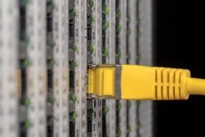 Mehr über den Artikel erfahren Desaster Recovery von eXirius bei SIMON GROUP im Einsatz